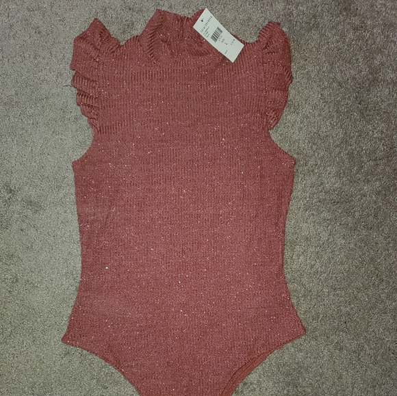 Bodysuit Hard to find in Large - Picture 3 of 7